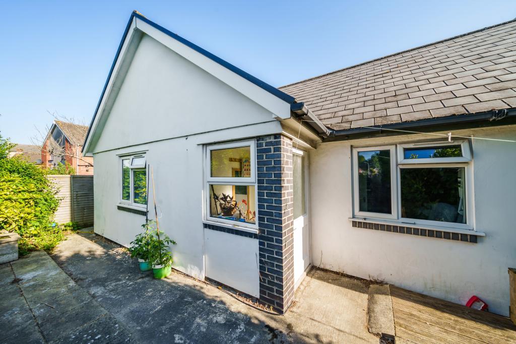 Beaconsfield Road, Clevedon BS21 2 bed bungalow for sale £249,000