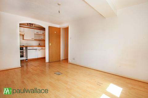 2 bedroom flat for sale, Eleanor Way, Waltham Cross