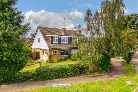 3 bedroom semi-detached house for sale, Frenchmans Close, Toddington, Bedfordshire, LU5