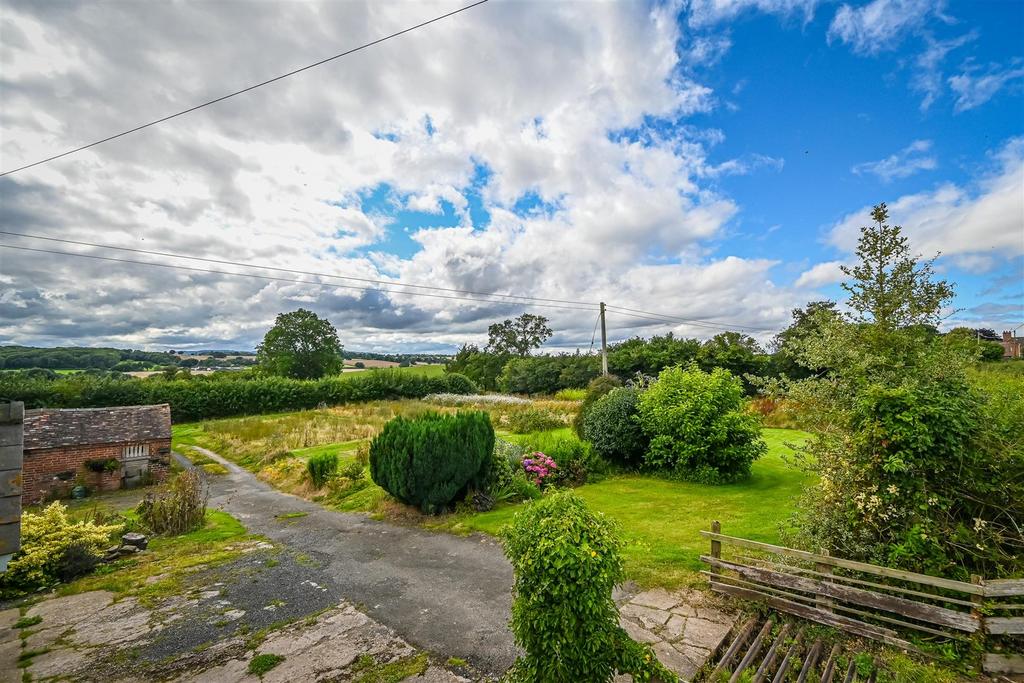 4 Eudon Burnell, Bridgnorth 3 bed cottage to rent £1,150 pcm (£265 pw)