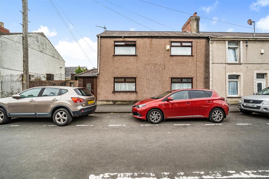 Rodney Street, Sandfields, Swansea 3 bed semidetached house for sale