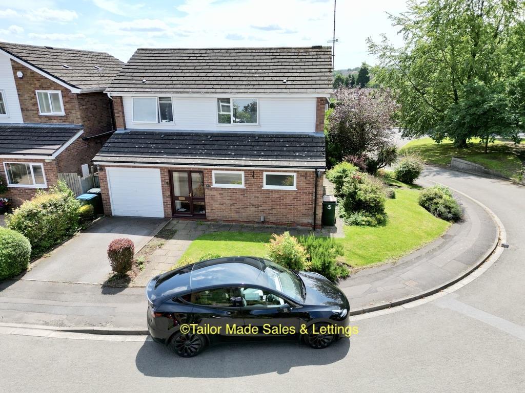Allesley Croft, Allesley Village, Coventry NO ONWARD CHAIN 4 bed
