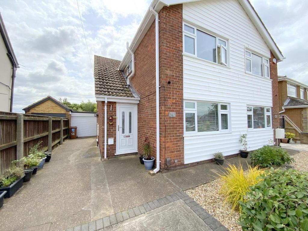 Fillingham Crescent, Cleethorpes 2 bed apartment for sale £155,000