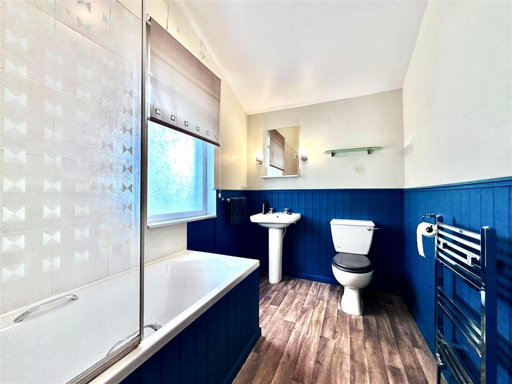 Family bathroom