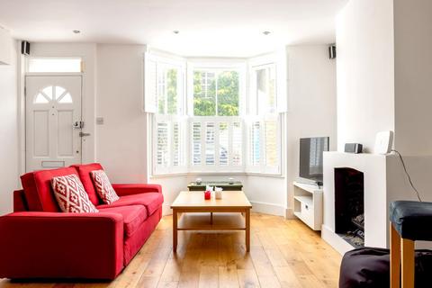 43 Chestnut Road, Twickenham, TW2 5QZ