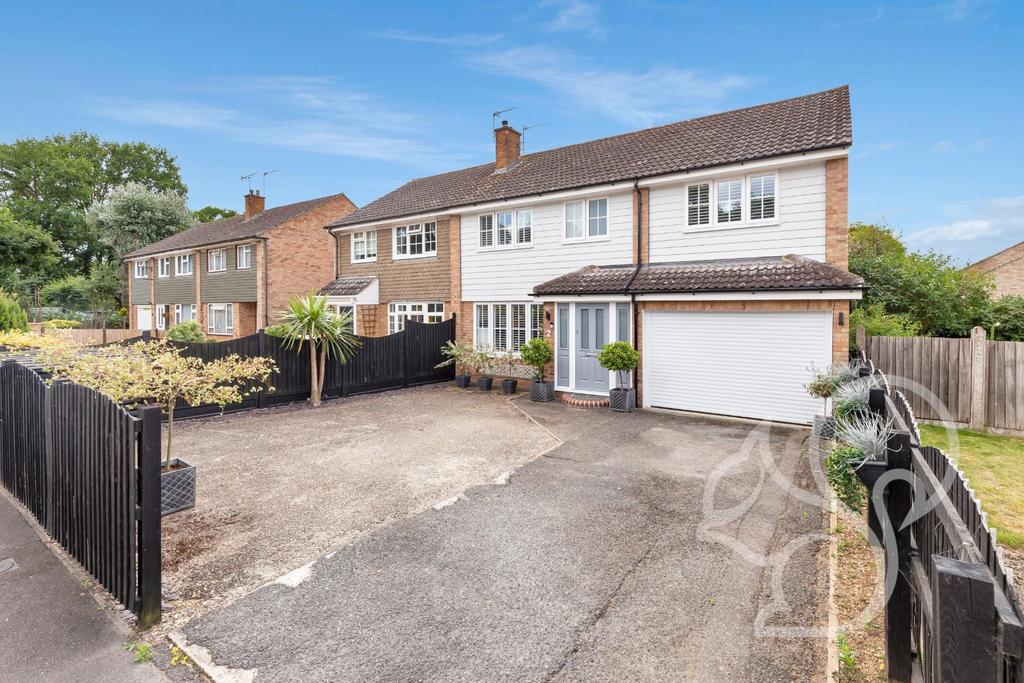 Stanfield Close, Stanway 4 bed semidetached house for sale £425,000