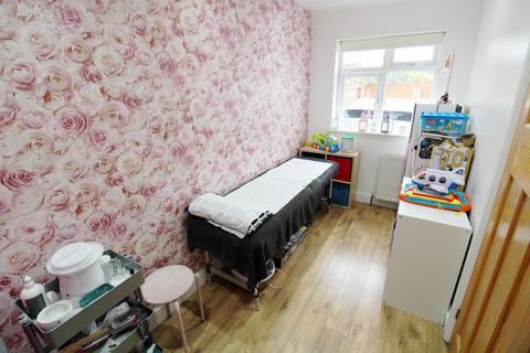 2 Malvern Avenue, Bexleyheath, DA7 5LF