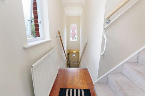 12 Deans Gate Close, London, SE23 2XX