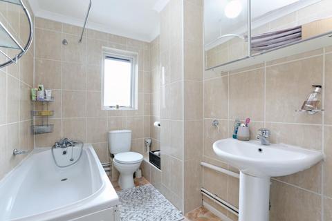 12 Deans Gate Close, London, SE23 2XX