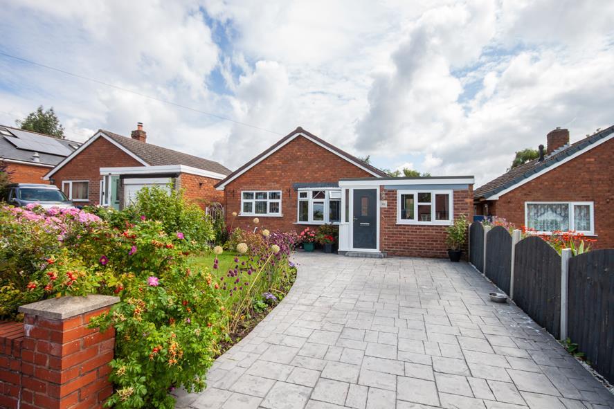 Thorpe Street, Burntwood 2 bed detached bungalow for sale £275,000
