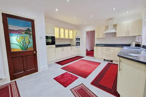 59 Ferry Road, Kidwelly, SA17 5EQ