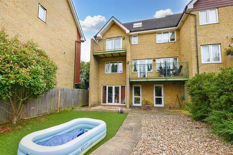 4 bedroom end of terrace house for sale - Friars View, Aylesford