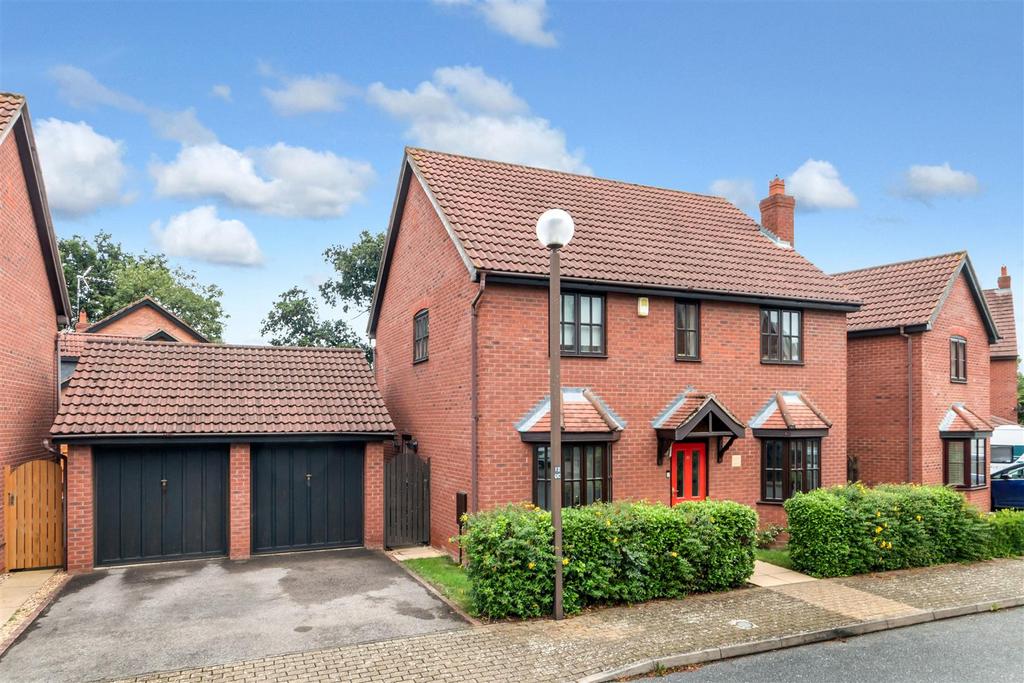 Upperwood Close, Shenley Brook End, Milton Keynes 4 bed detached house