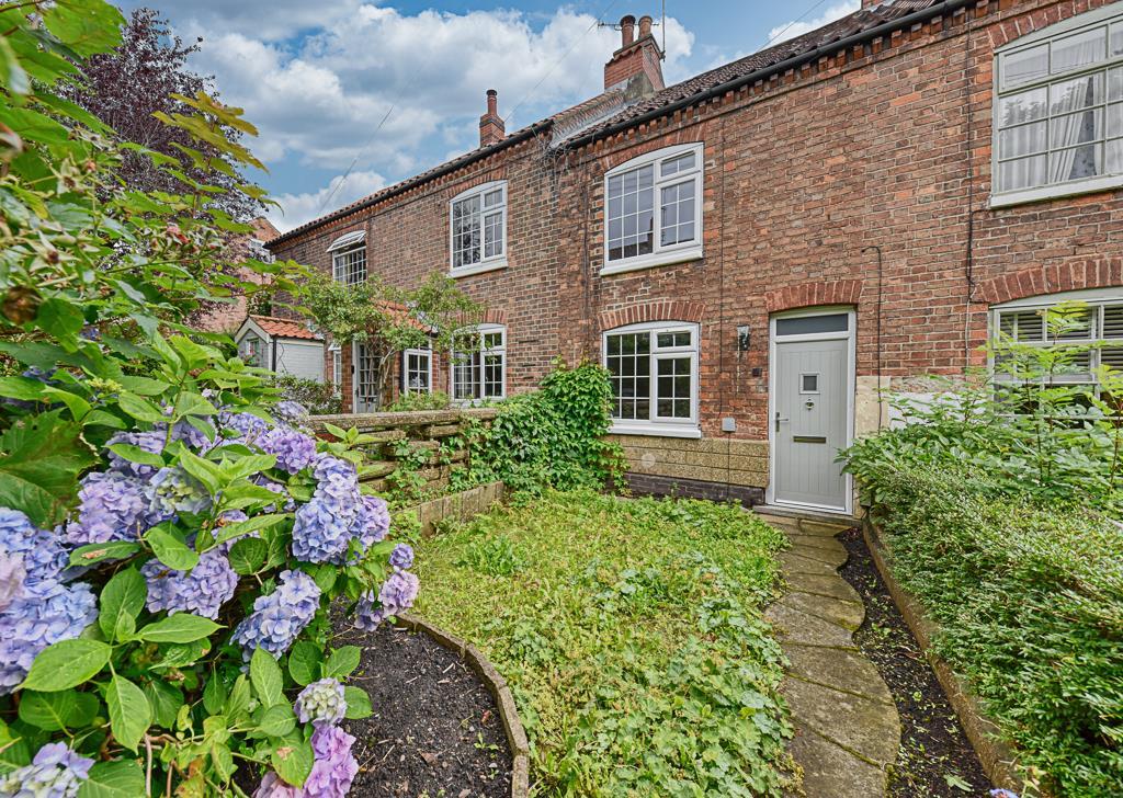 Kirks Buildings, Carlton, Nottingham 2 bed house for sale £175,000