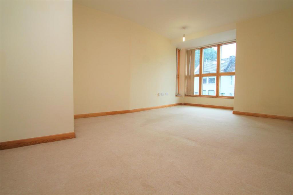5 - bed 1.jpg
