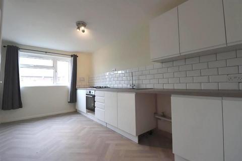 2 bedroom flat to rent, Alexandra Street, Kettering
