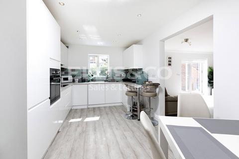 undefined, Tithe Close, Mill Hill, London, NW7