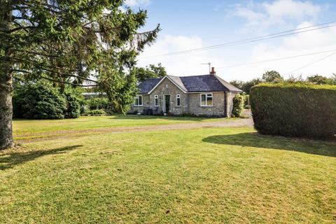 3 bedroom detached bungalow for sale, Philips Lane, Lowbands, Gloucestershire