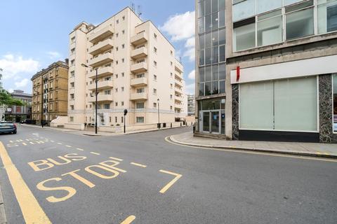 Studio to rent, Broadwalk Court,  Palace Gardens Terrace,  W8