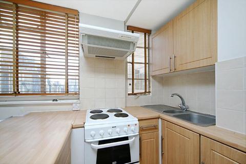 Studio to rent, Sloane Avenue, London SW3