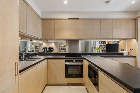 2 bedroom flat for sale, Legacy building, 1 Viaduct Gardens, London SW11