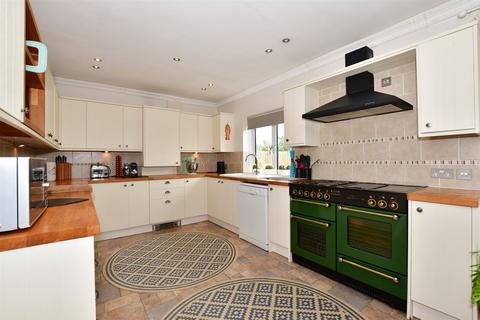 Medina Pescot Avenue, Longfield, DA3 7NA