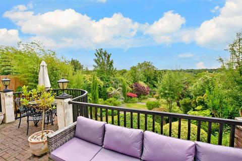 Medina Pescot Avenue, Longfield, DA3 7NA