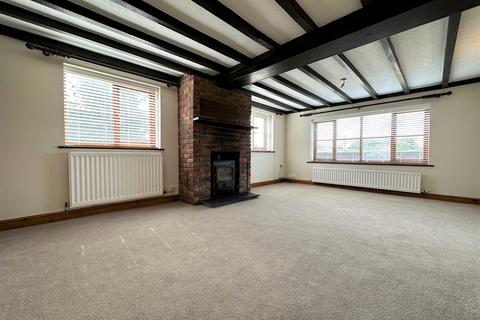 4 bedroom character property to rent, Park Lane, Audley, Stoke on Trent ST7