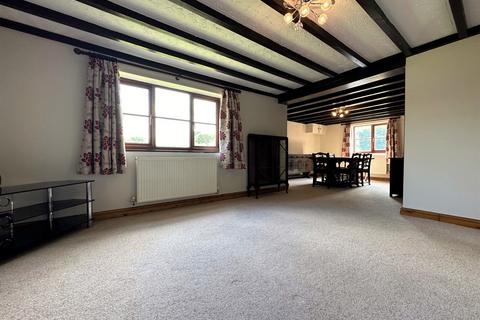4 bedroom character property to rent, Park Lane, Audley, Stoke on Trent ST7