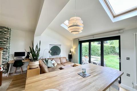 129 Retford Road, Sheffield, S13 9LB