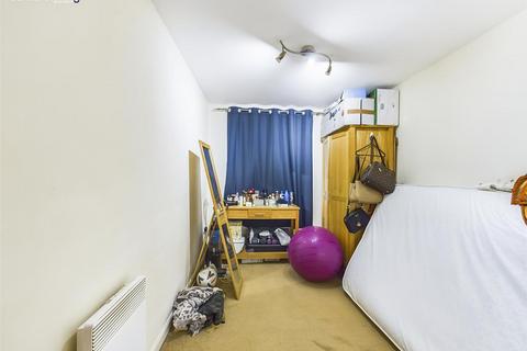 Flat 9, Foundry Court Mill Street, Slough, SL2 5FY