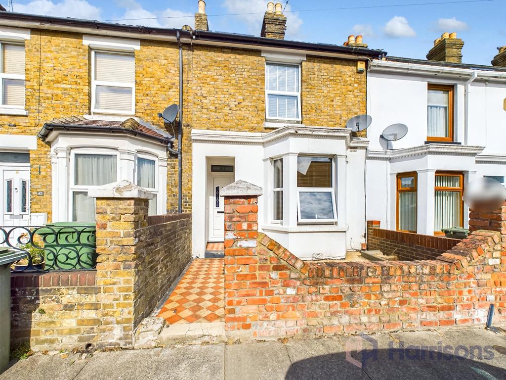 Rock Road, Sittingbourne, Kent, ME10 3 bed terraced house for sale £