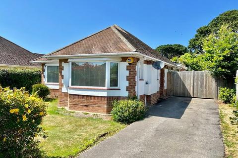 3 bedroom bungalow for sale, Park Road, Milford on Sea, Lymington, Hampshire, SO41