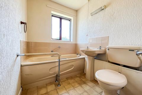 2 bedroom flat for sale - Jamieson Court, Whitecross, Hereford