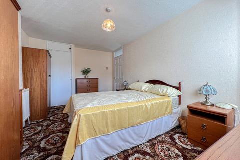 2 Amyand Drive, Hereford, HR4 0LU