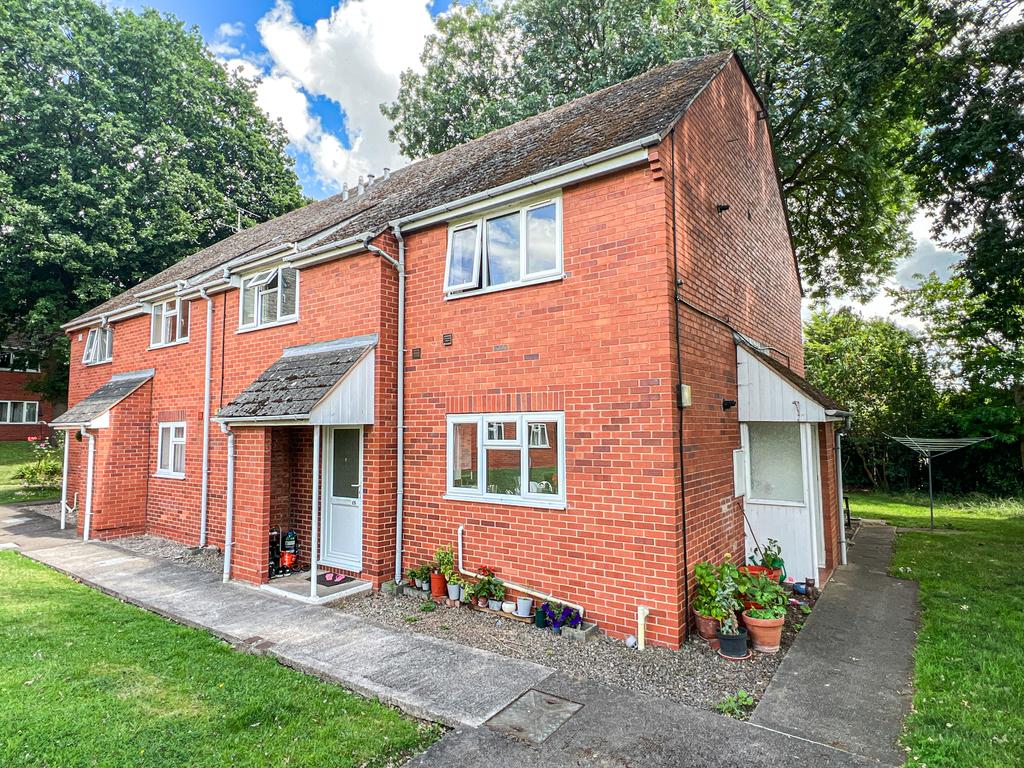 Arden Court, Bodenham Road, Hereford 2 bed flat £159,950