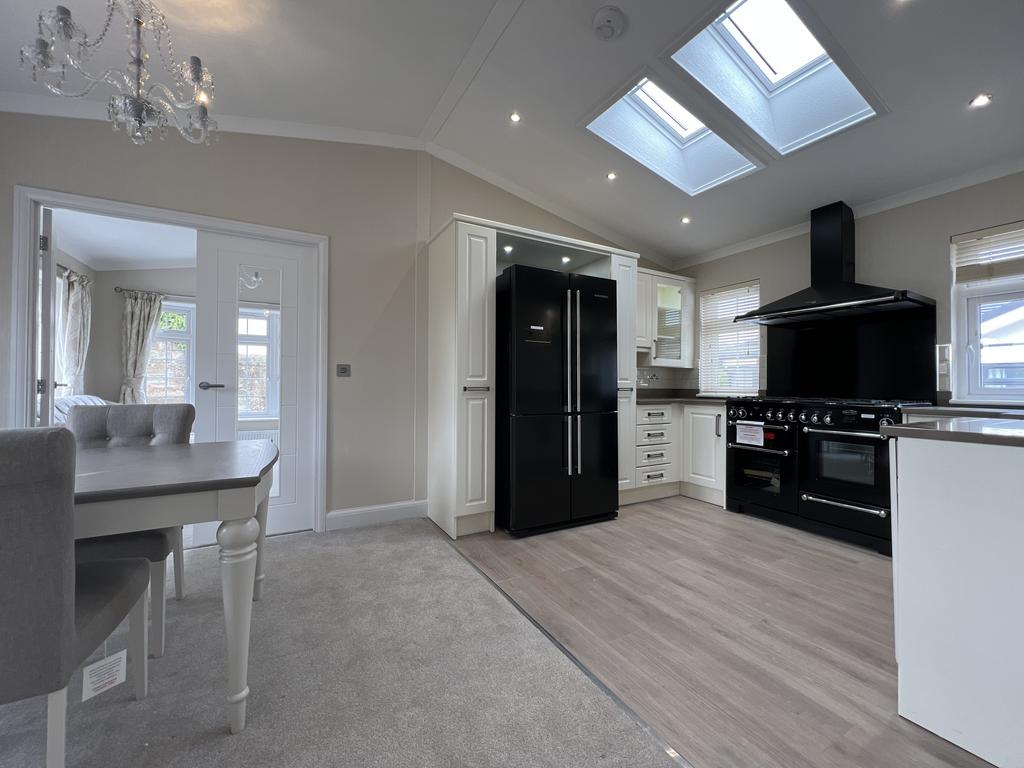 Kitchen diner