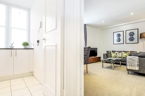 1 bedroom flat to rent, Hill Street, Mayfair, London, W1J