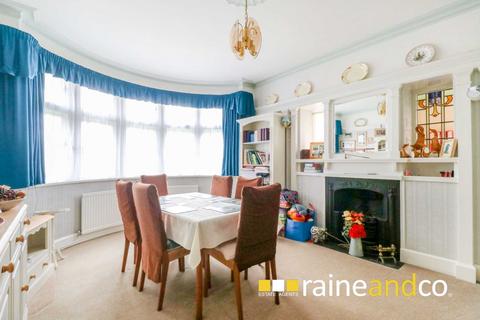 The Grange Cecil Crescent, Hatfield, AL10 0HF