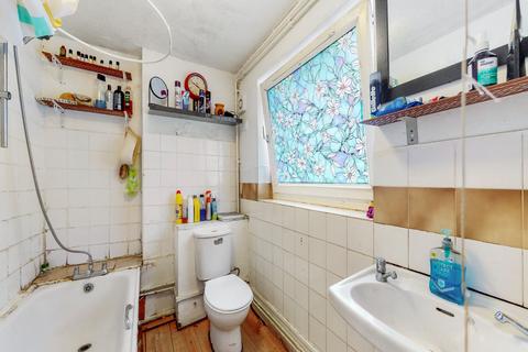 1 bedroom flat for sale, Beaconsfield Road, London, Greater London, E16