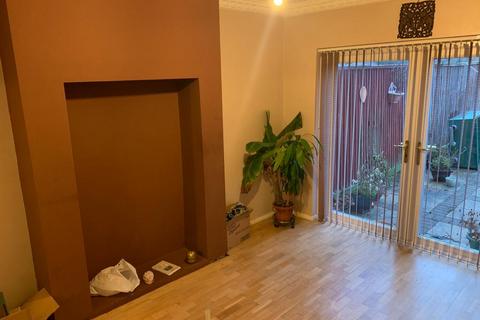 undefined, 3 Bed Semi – Detached House – Angela Drive, Leicester, LE5 6FD. £1095PCM