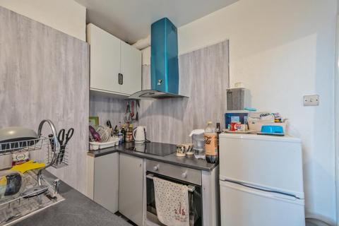 undefined, Maidenhead,  Berkshire,  SL6