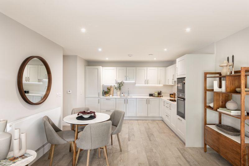 Kitchen / Dining Area