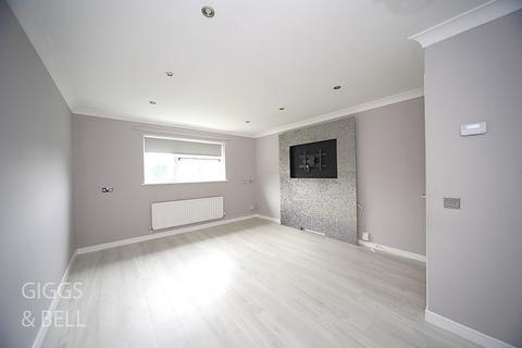 250 Wigmore Lane, Luton, LU2 8DN