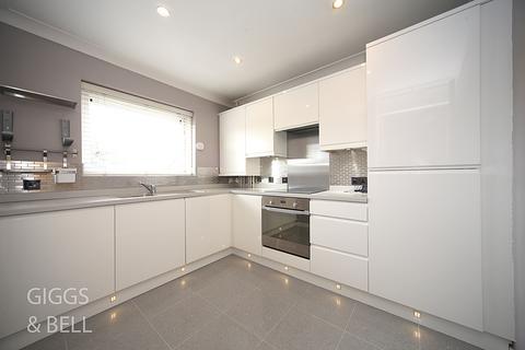 250 Wigmore Lane, Luton, LU2 8DN