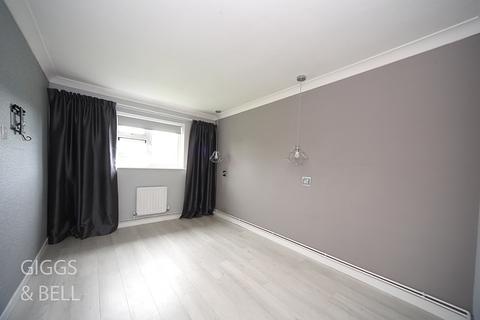 250 Wigmore Lane, Luton, LU2 8DN