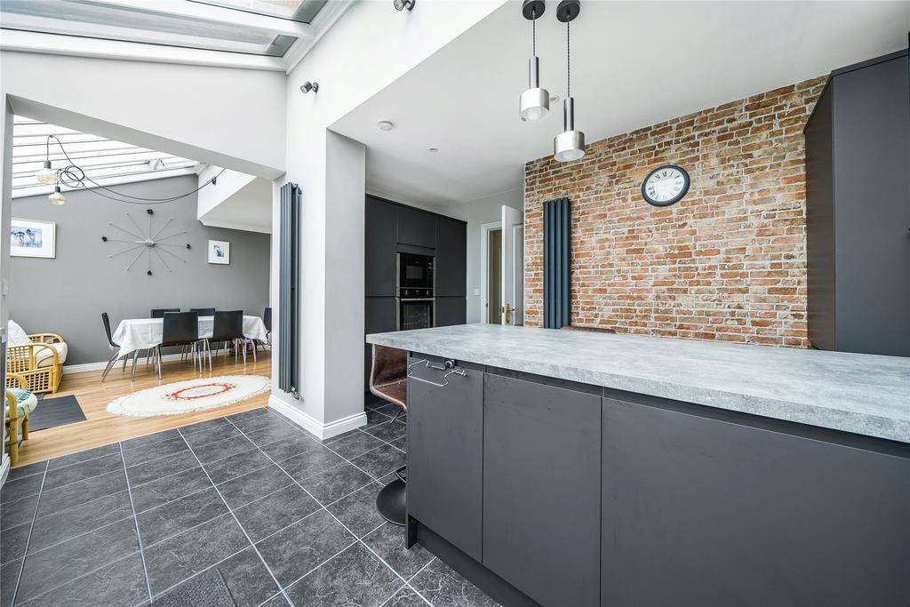Kitchen/Breakfast