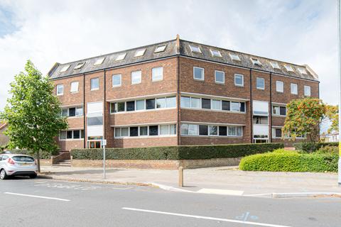 2 bedroom apartment for sale, Station Road, Herne Bay, CT6