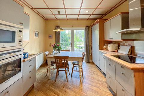4 bedroom semi-detached house for sale, Callington Villa, St Helier