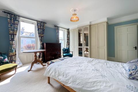 4 bedroom semi-detached house for sale, Callington Villa, St Helier